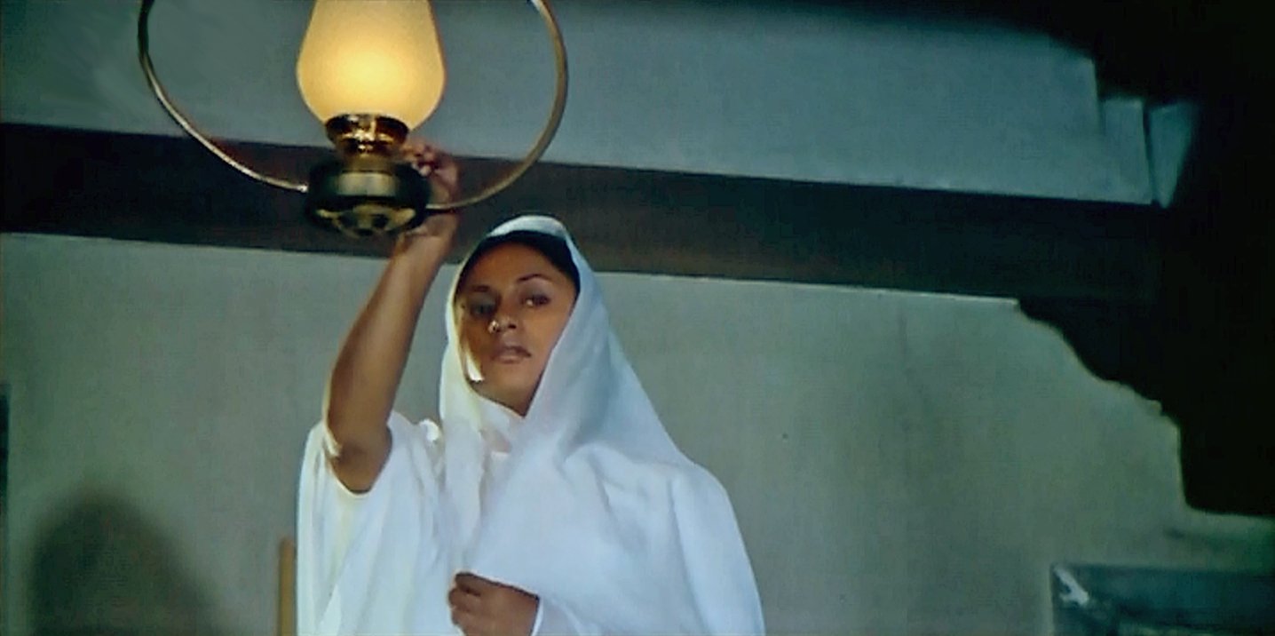 sholay-widows-jaya