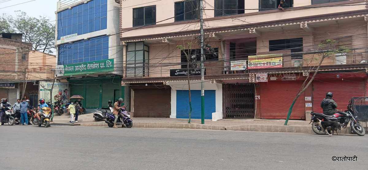 shop closed (11)