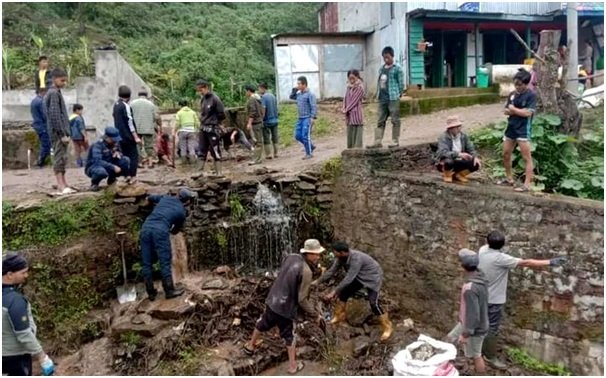 श्रमदानमार्फत गाउँ विकासमा जुटे लेकखर्कवासी