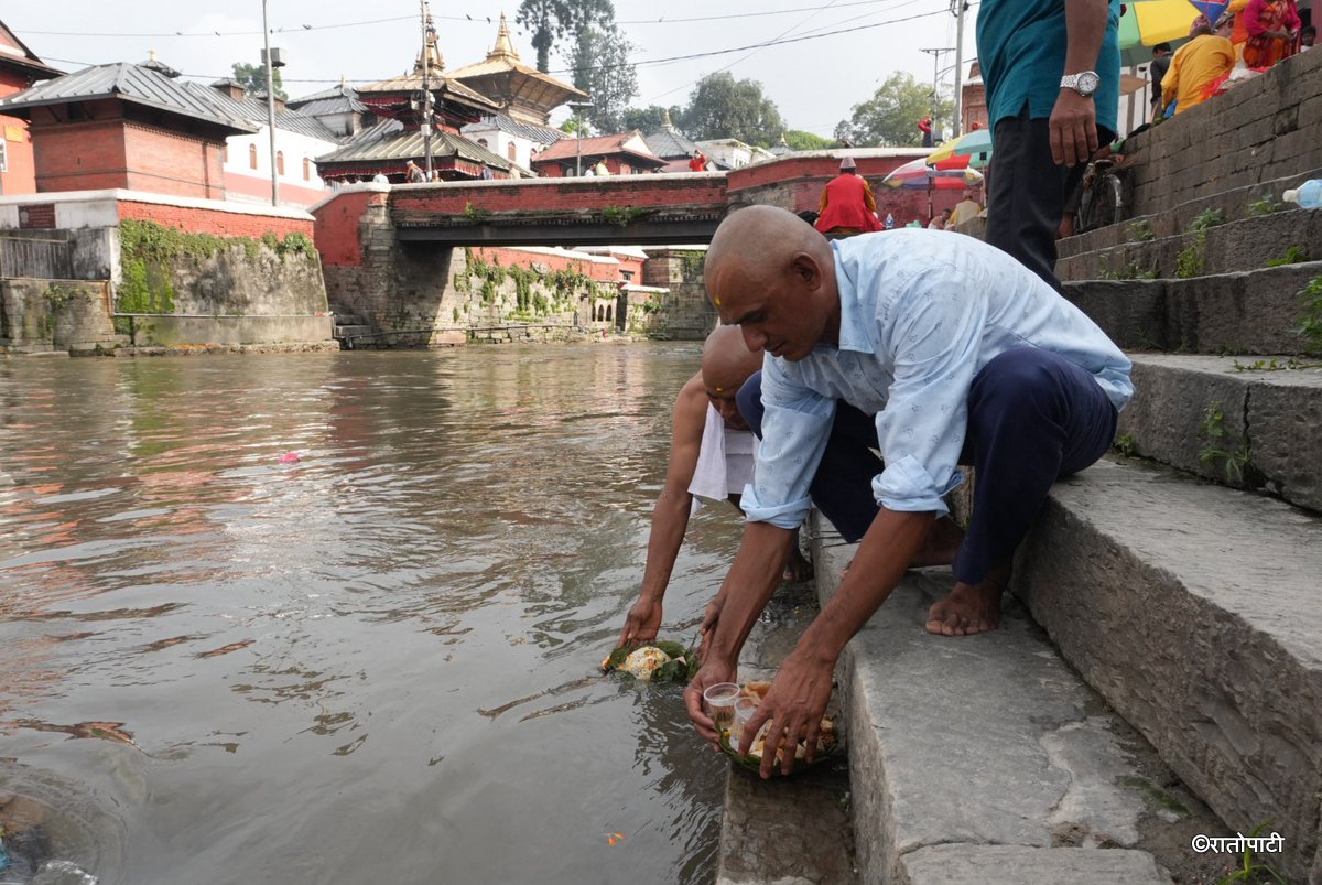 Shroha sradda_pasupatinath_ (1)