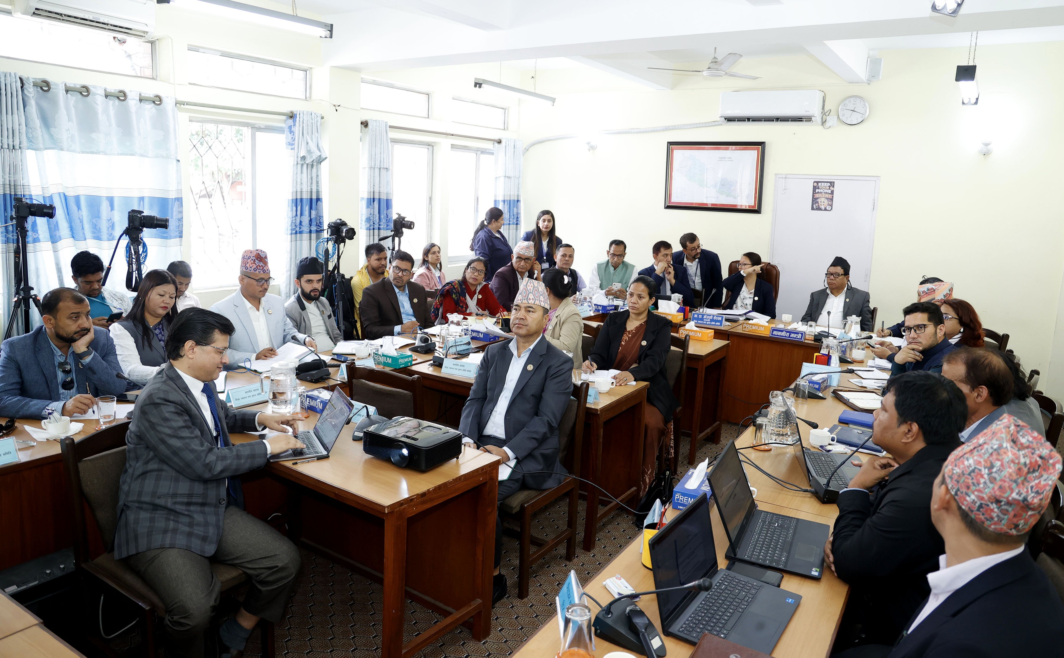 Experts Urge Government to Establish Legal Framework for DNA Testing and Database