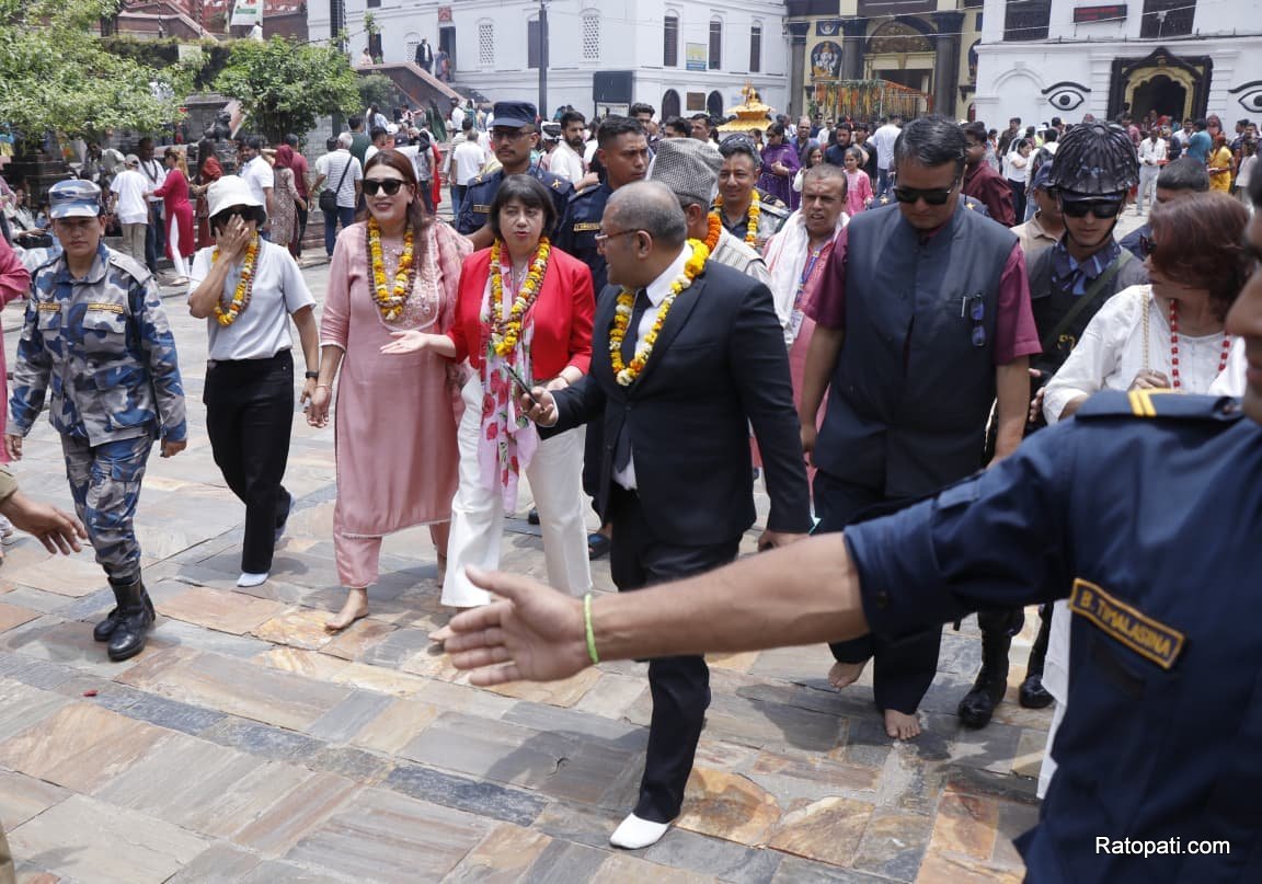 sima-malhotra-pashupati (4)