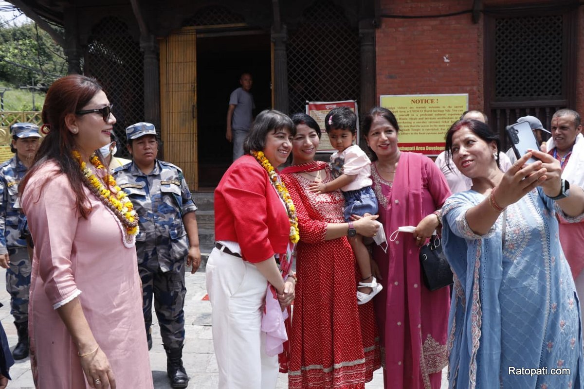 sima-malhotra-pashupati (7)