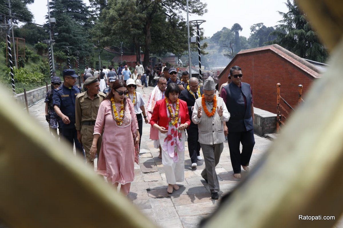 sima-malhotra-pashupati (8)