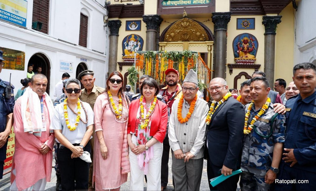 sima-malhotra-pashupati (9)