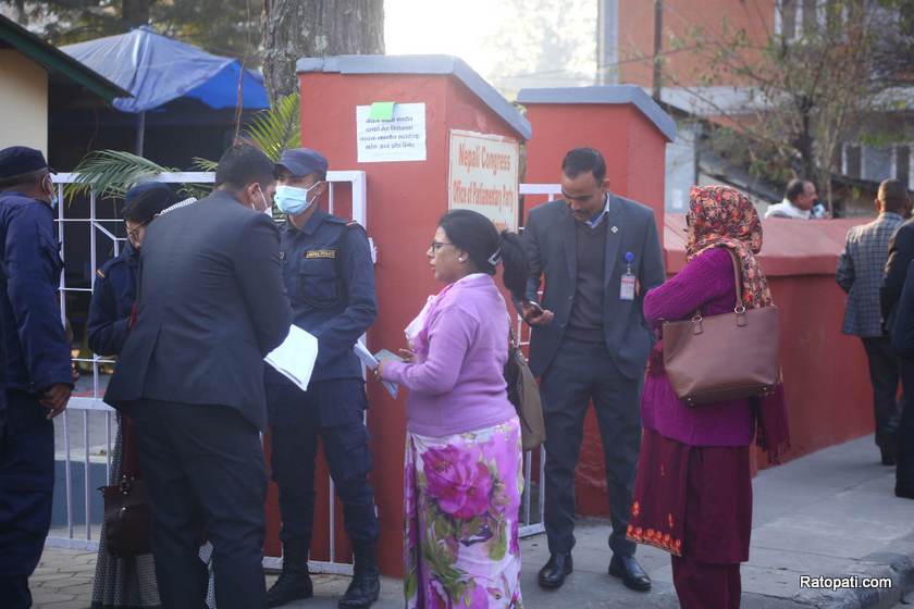   सरकारले सिंहदरबार प्रवेश गर्न फोटो र प्रवेश अवधिसहितको पास वितरण गर्ने