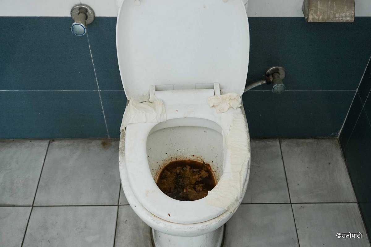 Singhadarbar_Public_Toilet (12)