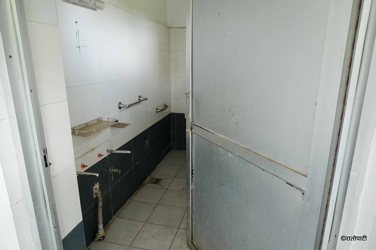 Singhadarbar_Public_Toilet (6)