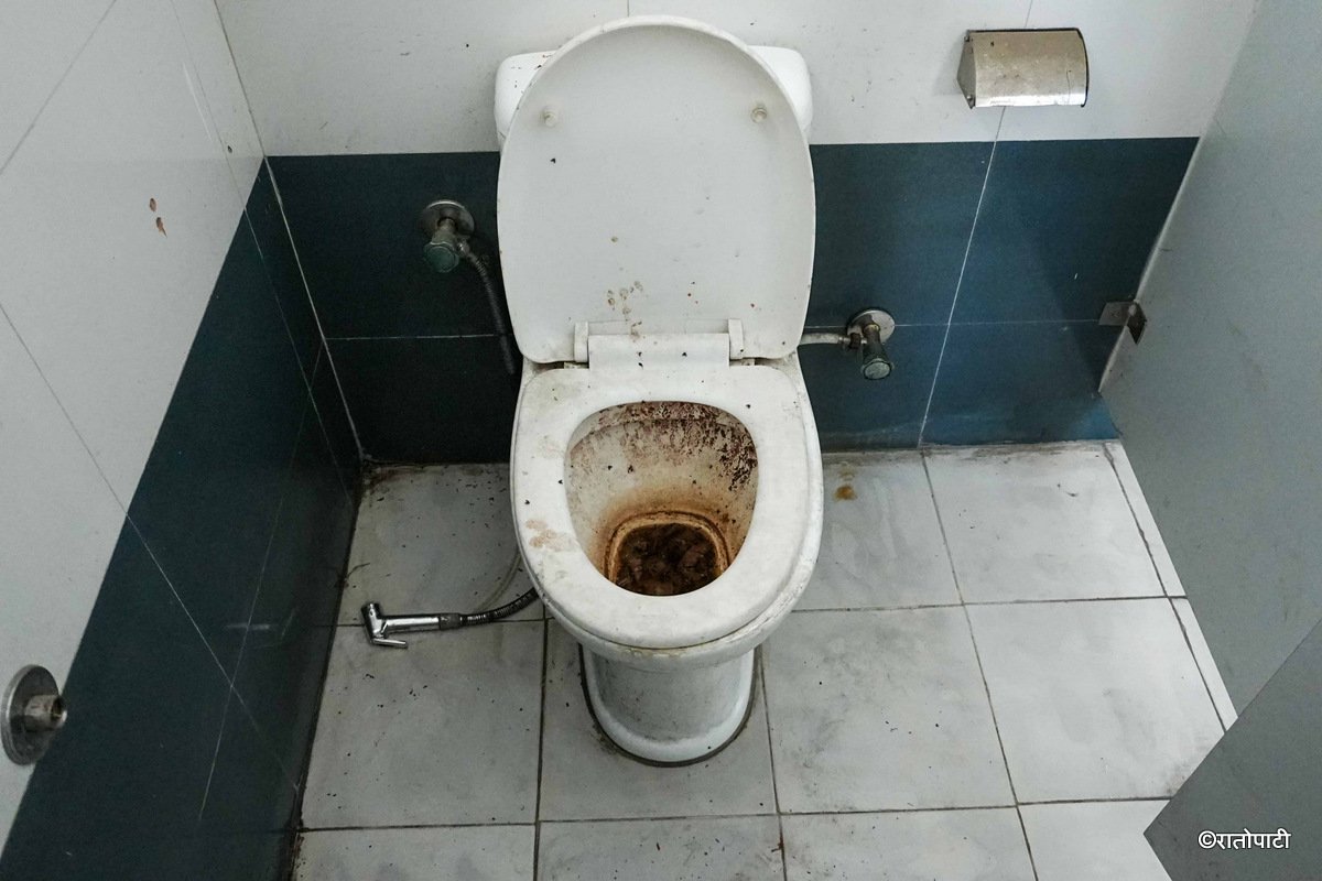 Singhadarbar_Public_Toilet (8)