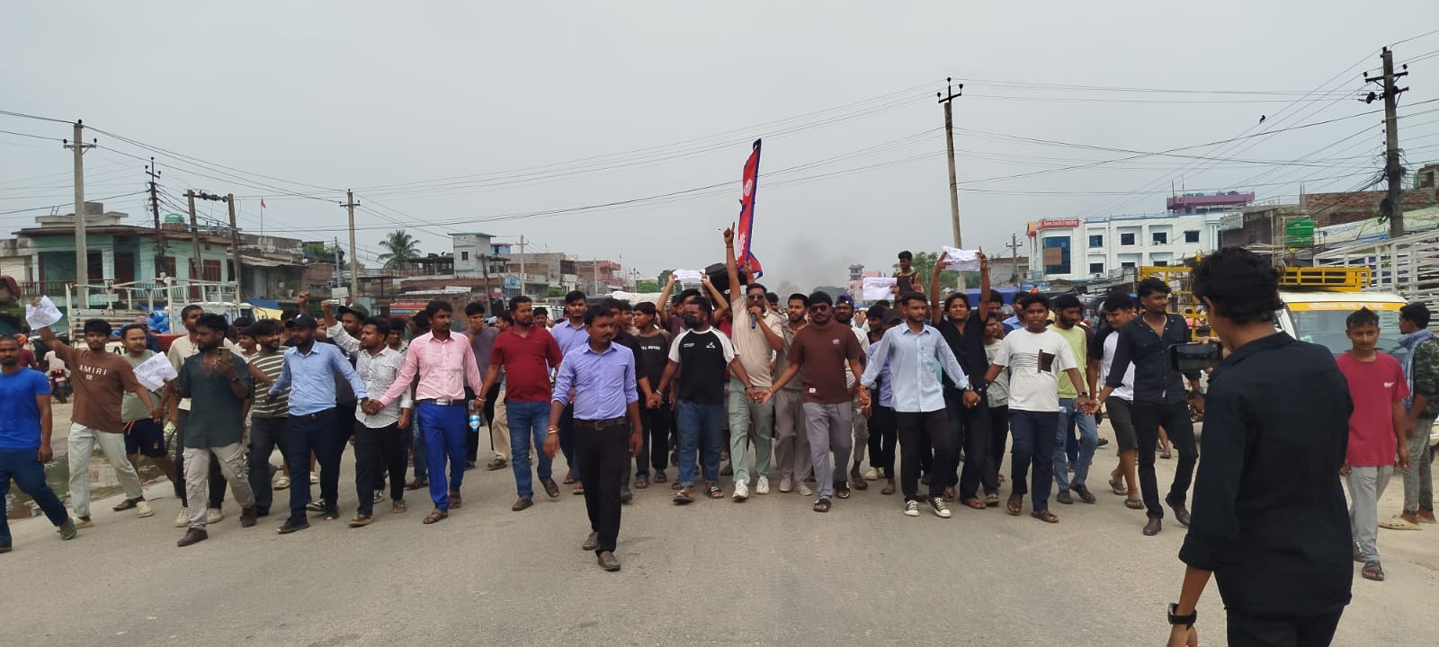   सिरहामा अनिश्चितकालीन कर्फ्यु आदेश जारी