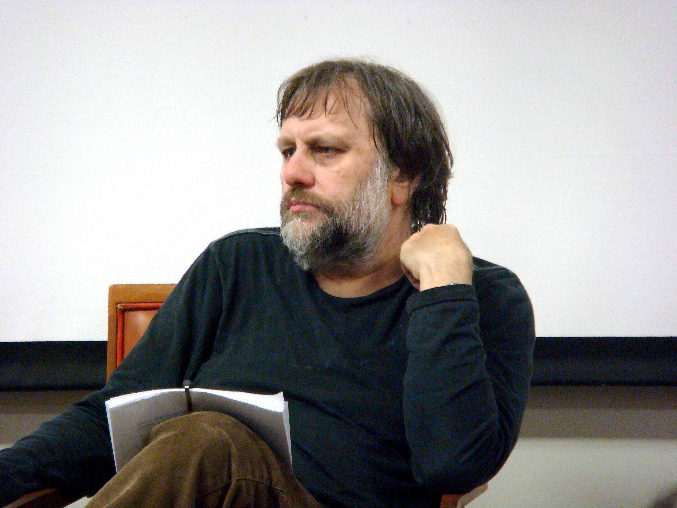 Slavoj_Zizek_in_Liverpool_2-scaled-3066482652