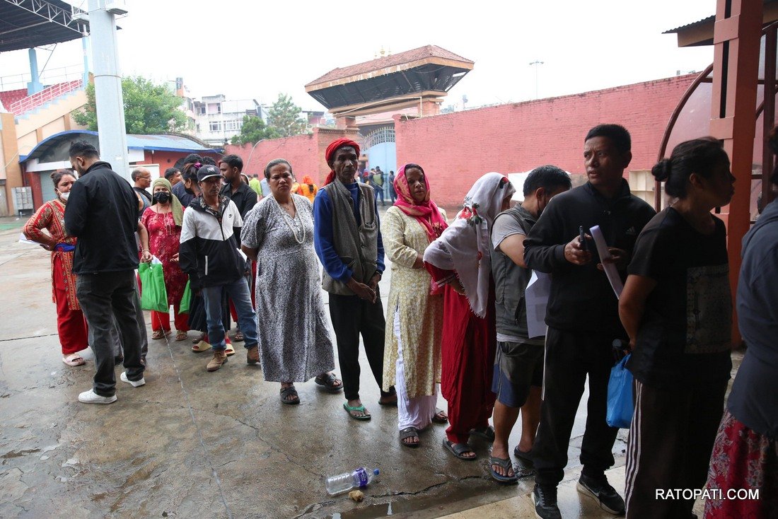 Slum screening_Dasharath Rangashala_-620