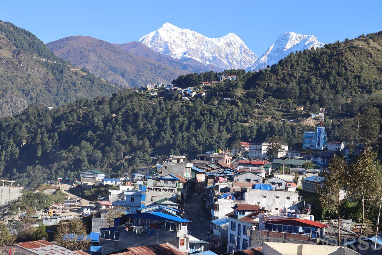 सुनसान छन् तिहारमा गाउँघर