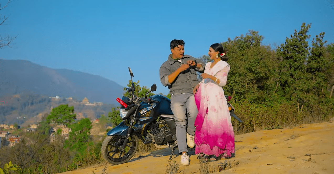 'भ्यालेन्टाइन डे'लाई लक्षित गर्दै 'उड्यो बादल' म्युजिक भिडियो सार्वजनिक
