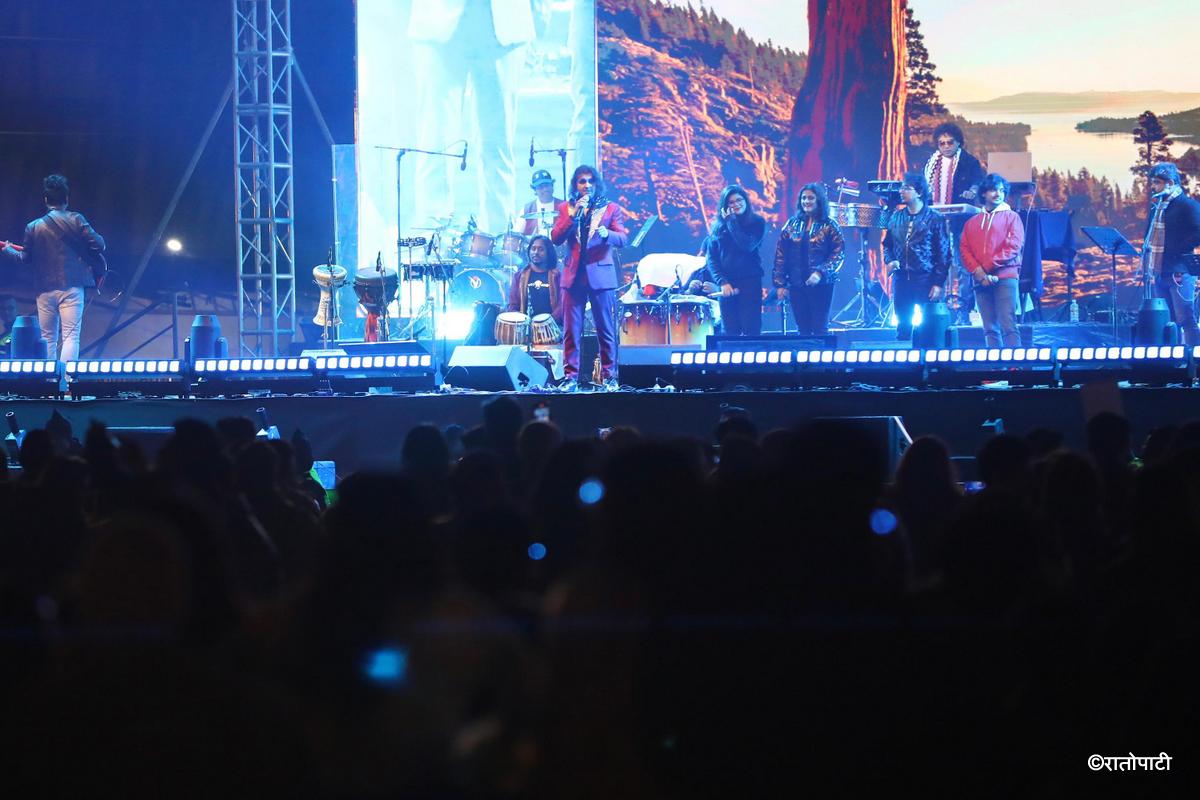 sonu nigam in nepal (14)