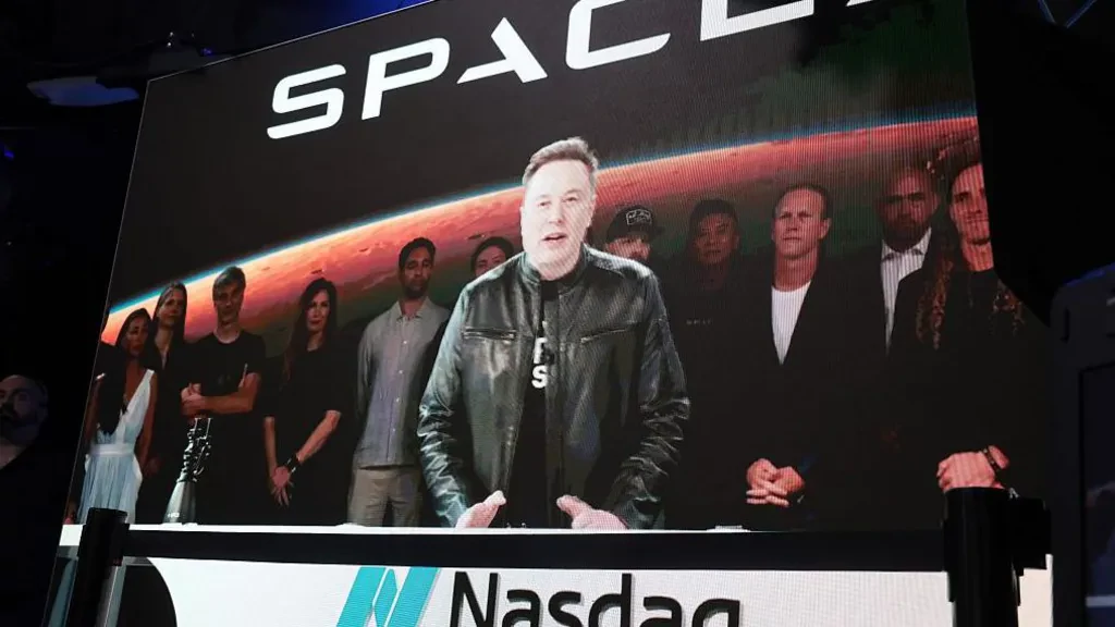 SpaceX Raises Additional $10 Billion Through IPO Greenshoe Option