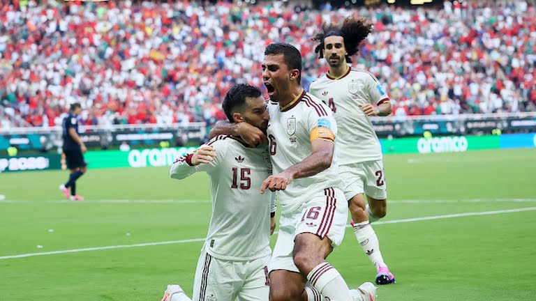 Spain and Cape Verde Advance to World Cup Round of 32