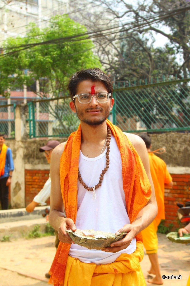 Student Begging for Campus_NPL (11)