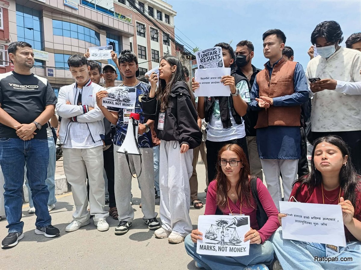 student-pradarsan (1)