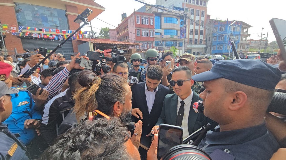 Sudhan gurung at Maitighar_NPL (12)