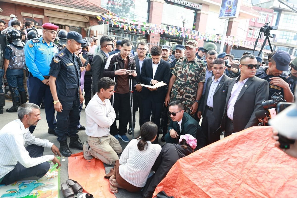 Sudhan gurung at Maitighar_NPL (4)