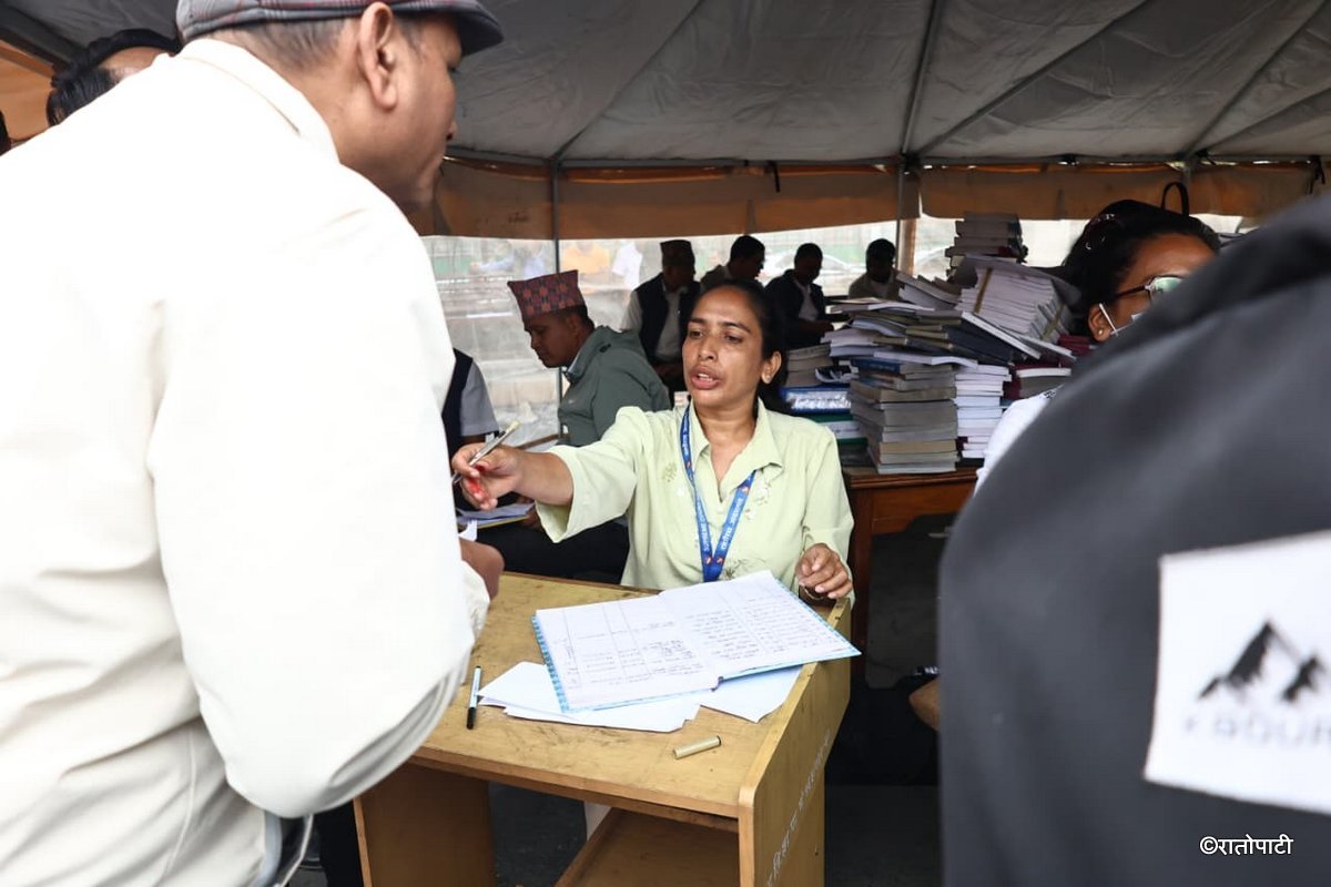 supreme court tent (10)