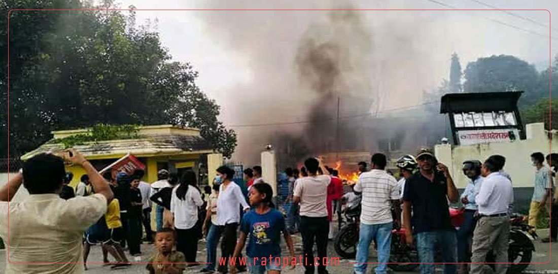   सुर्खेतमा जेनजी आन्दोलनको ताण्डव : राजधानीमा व्यापक तोडफोड र आगजनी