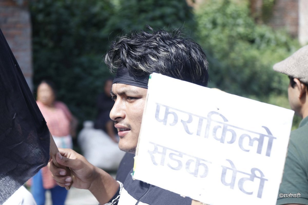 surung marga protest (2)