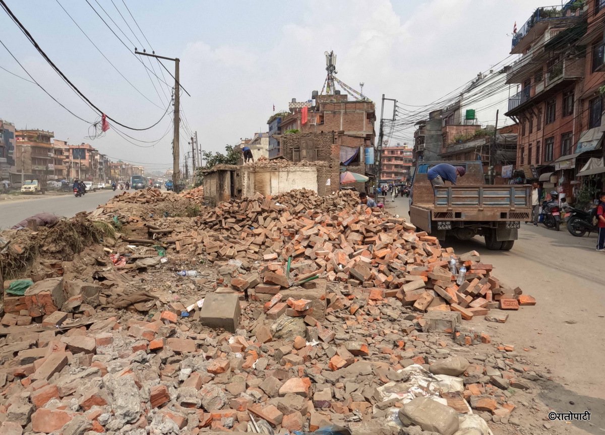 Suryabinayak Dhulikhel Road  (2)