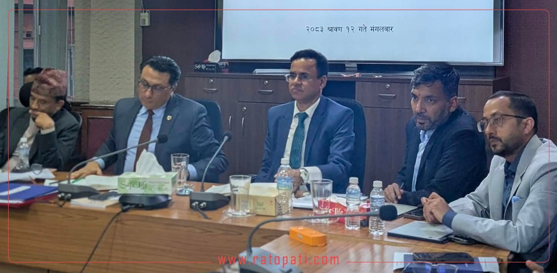 प्रधानमन्त्रीसँग कुनै विवाद छैन, हामी निरन्तर संवादमा छौँ : अर्थमन्त्री
