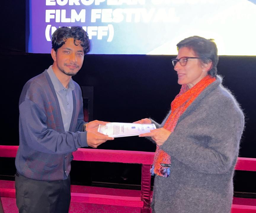 ‘ड्रिम्स’लाई उत्कृष्ट अवार्ड प्रदान गर्दै सकियो नेपाल–युरोपियन युनियन फिल्म फेस्टिभल