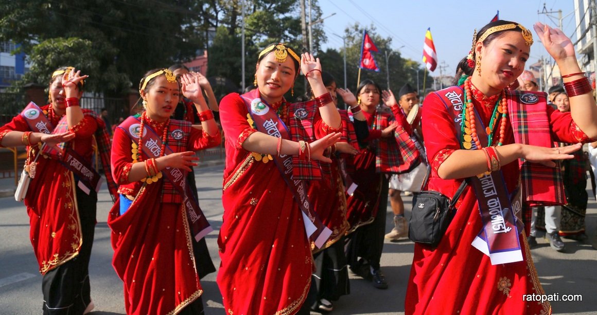 तमु ल्होसारको अवसरमा उल्लासमय बन्यो काठमाडौँ (तस्बिरहरू)