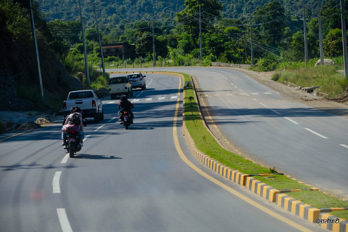 Tanahun_Prithivi Highway (2)