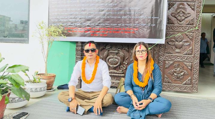   महाधिवेशनको माग गर्दै तरुण दलका दुई केन्द्रीय सदस्यद्वारा आमरण अनशन सुरु
