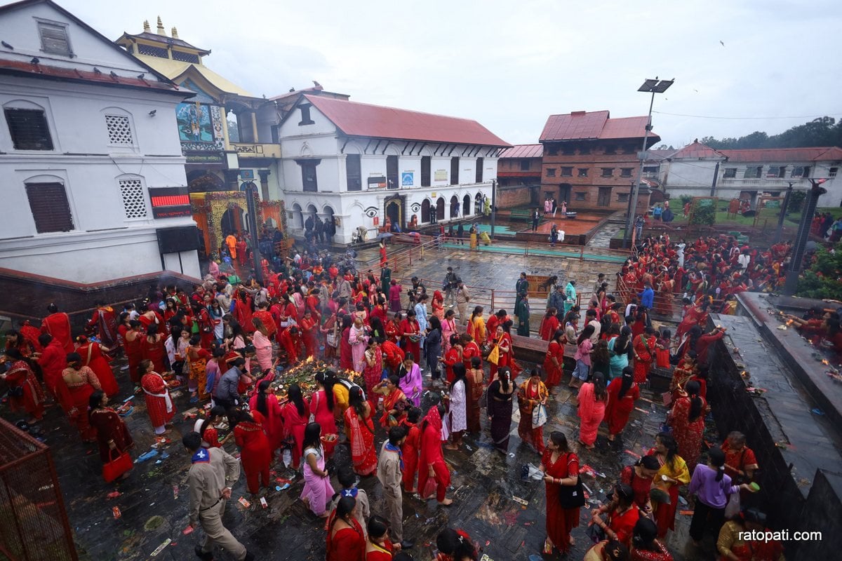 तीन लाख व्रतालुले गरे पशुपतिनाथको दर्शन