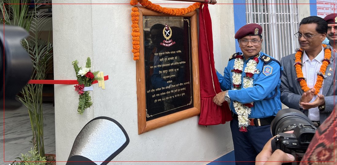  द्वन्द्वमा माओवादीले आक्रमण गरेको थानकोट प्रहरीको नयाँ भवन