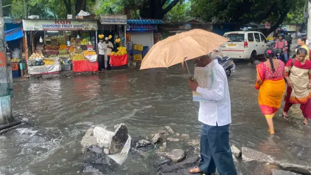 तेलंगाना र आन्ध्र प्रदेशमा भारी वर्षा, ९ जनाको मृत्यु