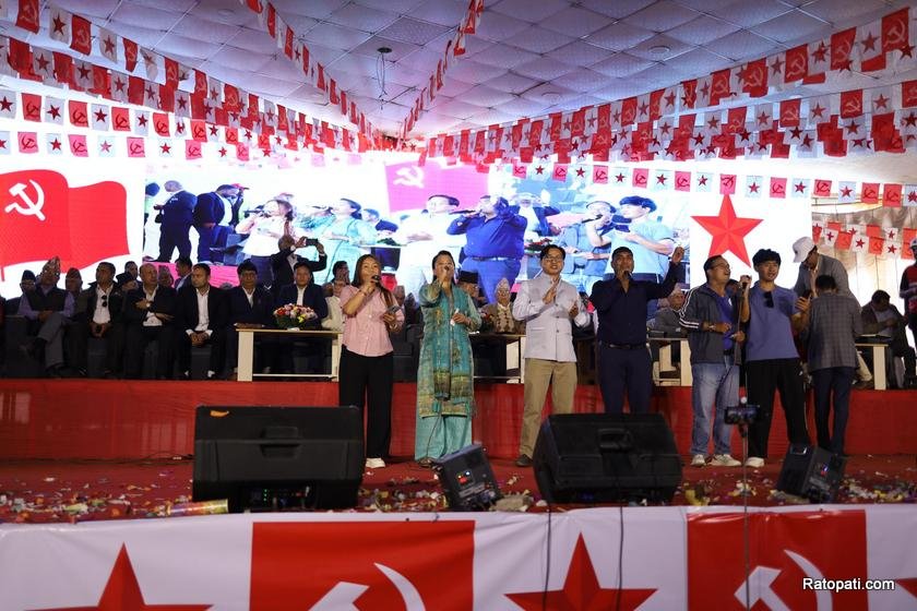 Ten-communist-party (17)