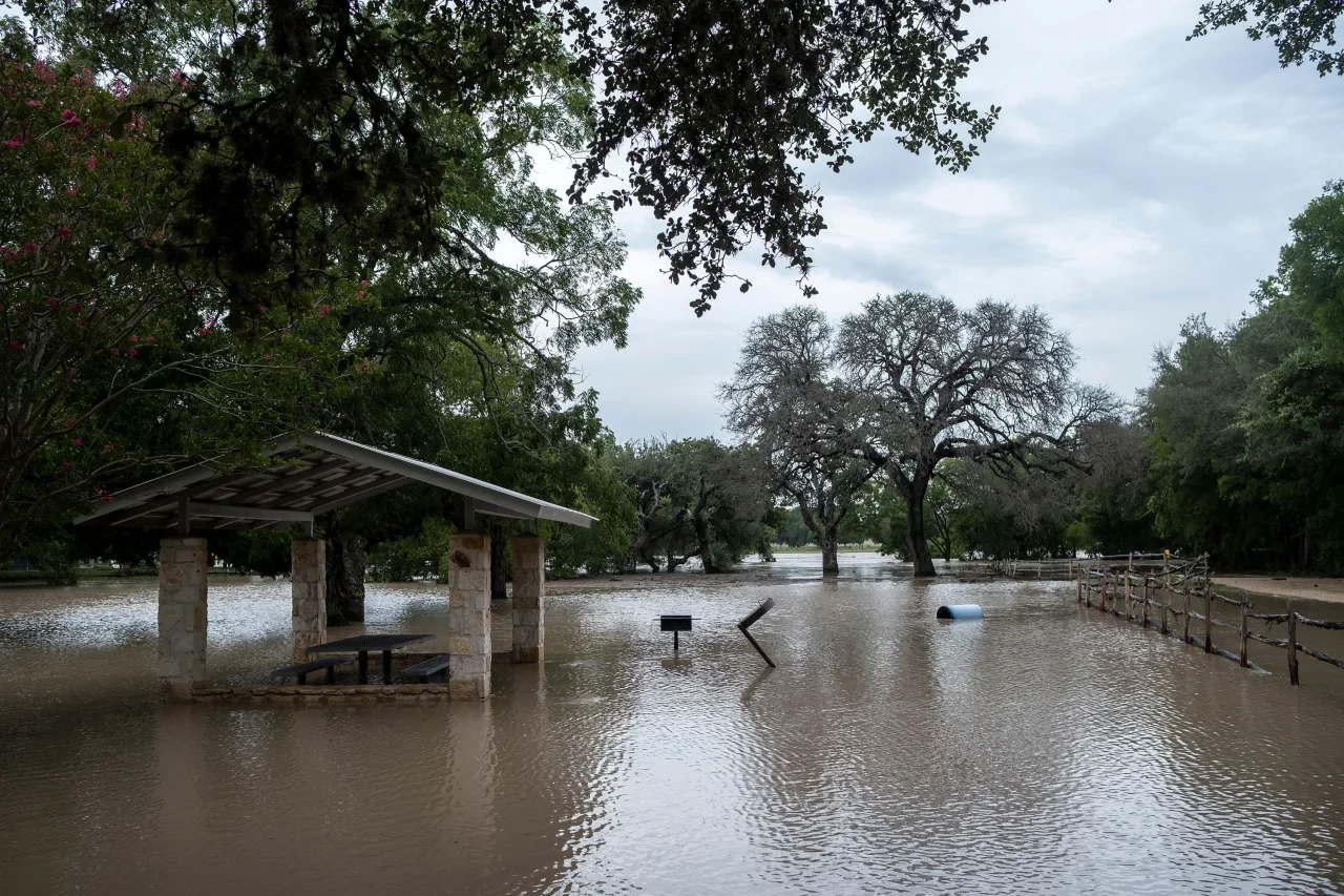 Texas Floods Claim Two Lives Amidst Heavy Rainfall Warnings