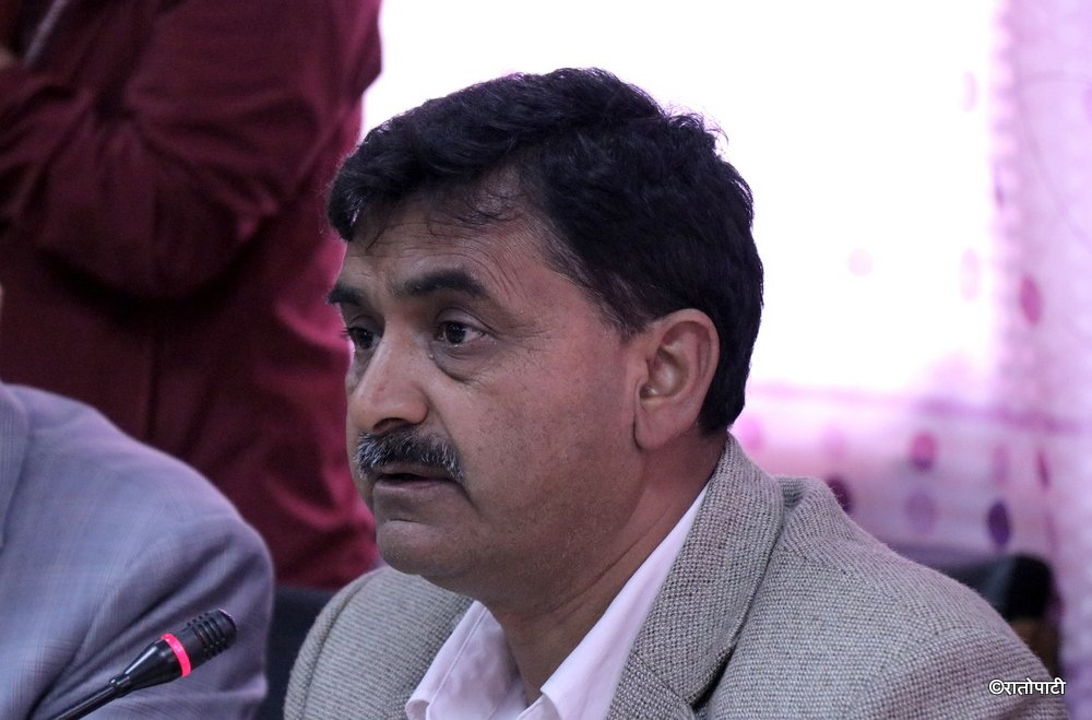   एमाले पुनर्गठन र रूपान्तरण अनिवार्य : ठाकुर गैरे