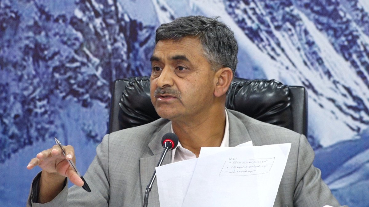   संसद् भवन निर्माण ढिलाइ : संसदीय समितिले गर्‍यो सहरी विकास मन्त्रालयलाई पत्राचार