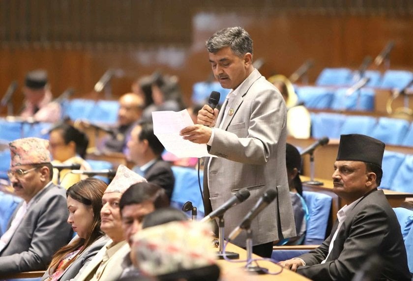 प्रधानमन्त्रीलाई ठाकुर गैरेको प्रश्न : प्रस्तावित बजेटको समर्थन गर्नुहुन्छ कि विरोध ?