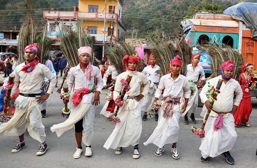 tharu-kalakar (1)