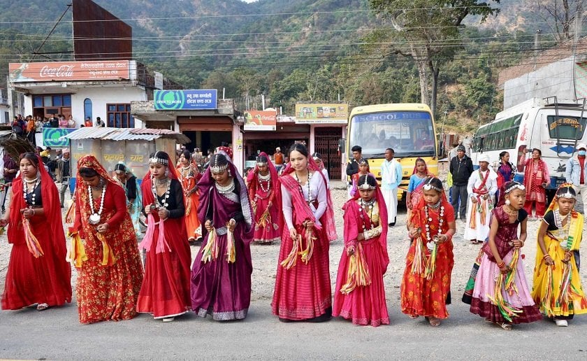 tharu-kalakar (5)