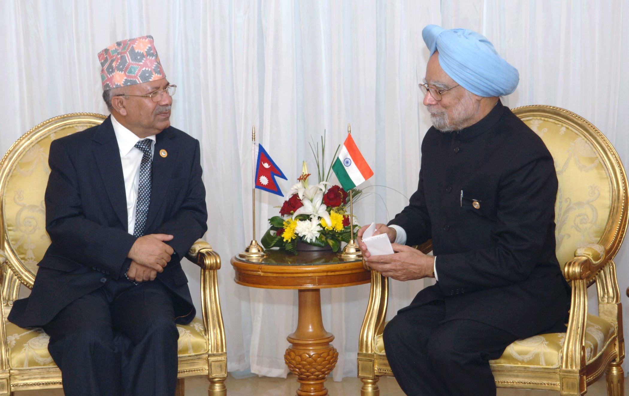The_Prime_Minister,_Dr._Manmohan_Singh_meeting_the_Prime_Minister_of_Nepal,_Mr._Madhav_Kumar,_on_the_sidelines_of_the_15th_NAM_Summit,_at_Sharm_El_Sheikh,_Egypt,_on_July_16,_2009