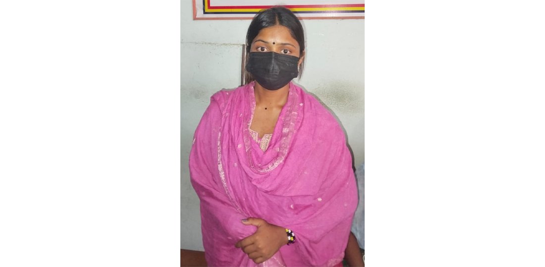   टिकटक लाइभमा गालीगलौज गर्ने युवती पक्राउ