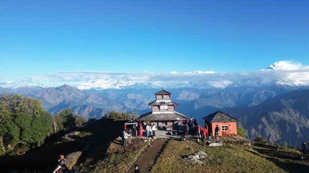   प्रकृति र संस्कृतिको सङ्गम तीनचुले