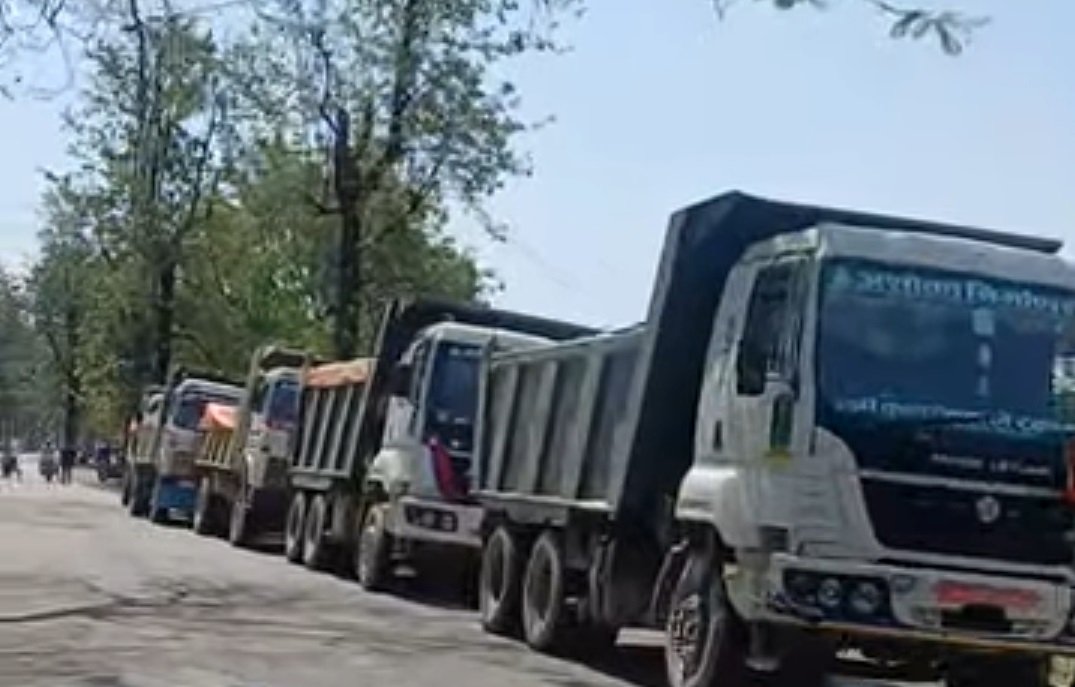 Police Seize Over a Dozen Vehicles Involved in Illegal Excavation in Surkhet