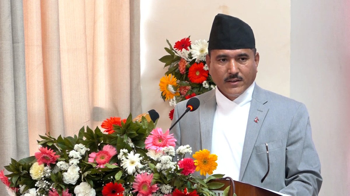   लेखा परीक्षणलाई अझ प्रभावकारी बनाएर लैजानेछु : तोयम राय