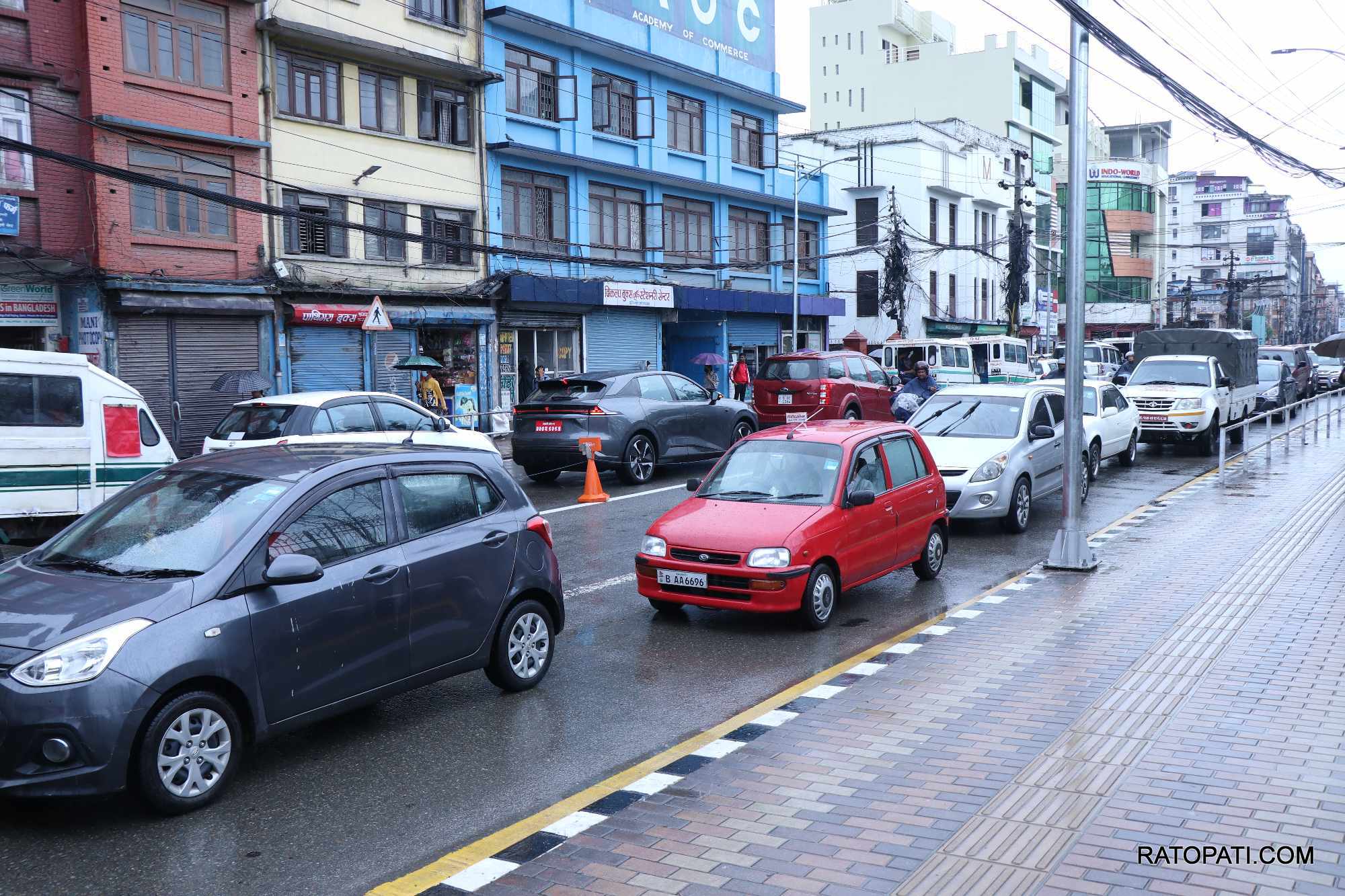 traffic jam due to rain (3)